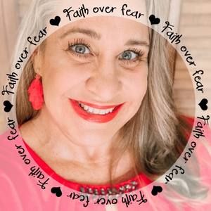 Meet your Posher, Tamee